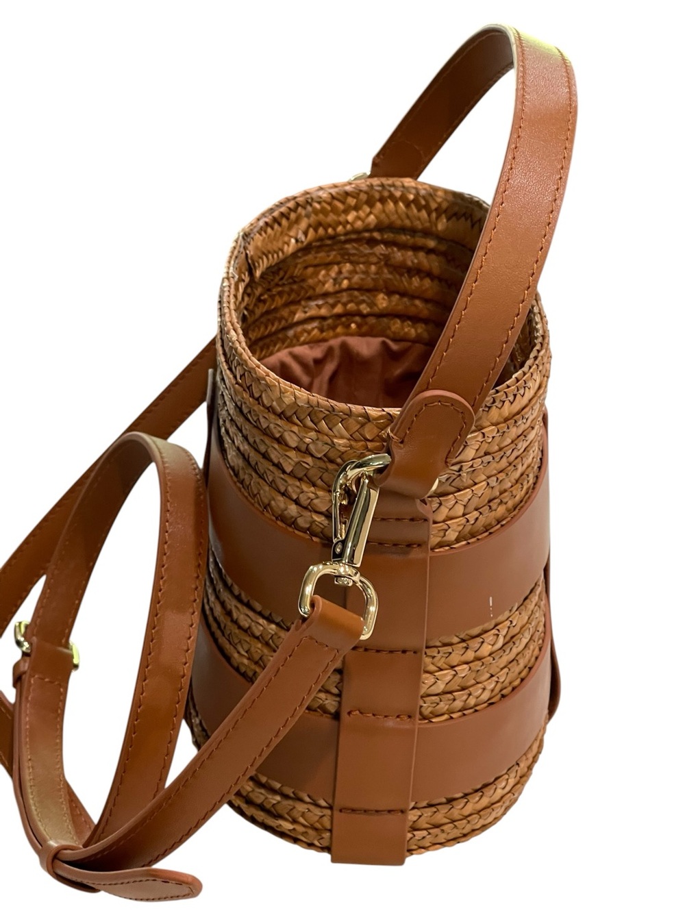 NWOT Vineyard Vines Woven Rattan Bucket Bag Crossbody Leather Straps - Picture 5 of 6